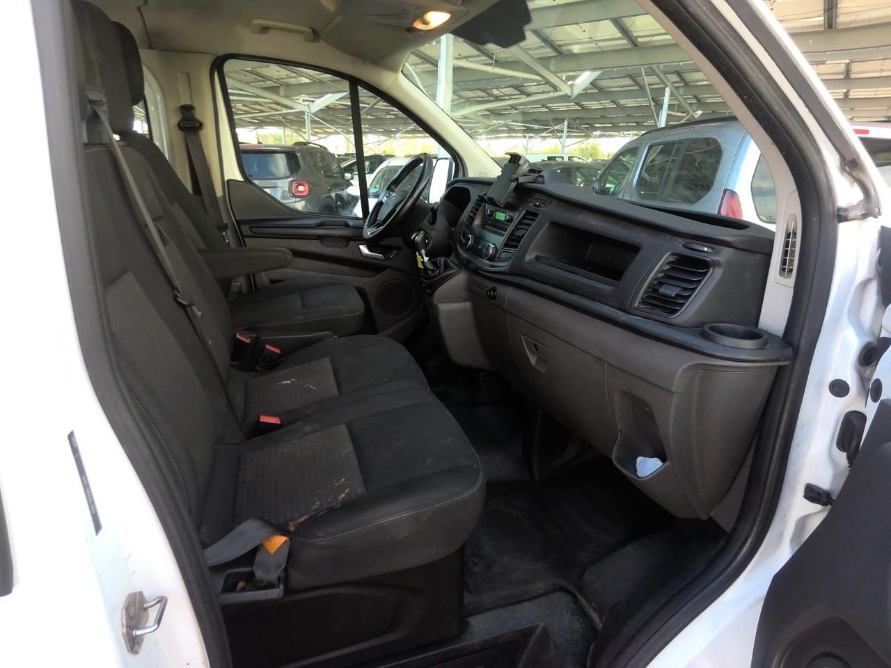 Ford Transit Custom 2.0 ECOBLUE 130CV L2H1 BUSINESS - Foto 4