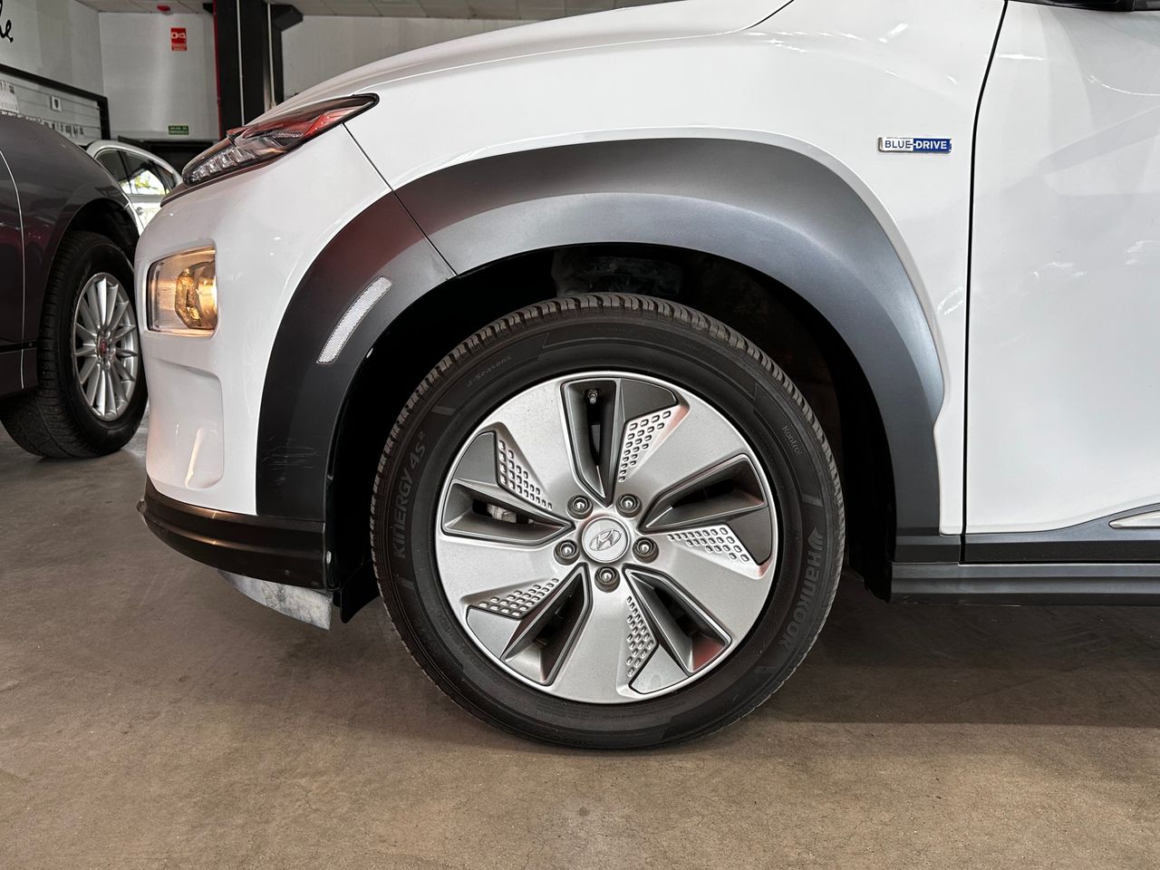 Hyundai Kona Eléctrico 100 kW (136 CV) Tecno 39 kWh - Foto 25