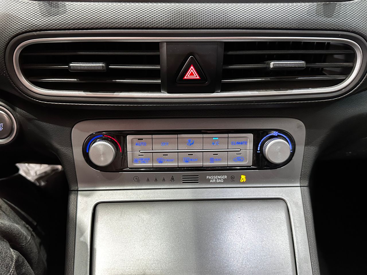 Hyundai Kona Eléctrico 100 kW (136 CV) Tecno 39 kWh - Foto 21