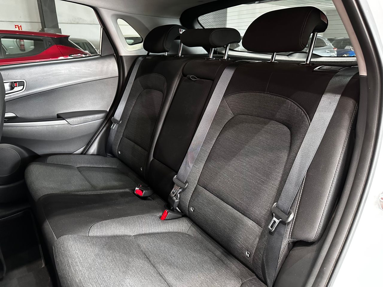 Hyundai Kona Eléctrico 100 kW (136 CV) Tecno 39 kWh - Foto 10