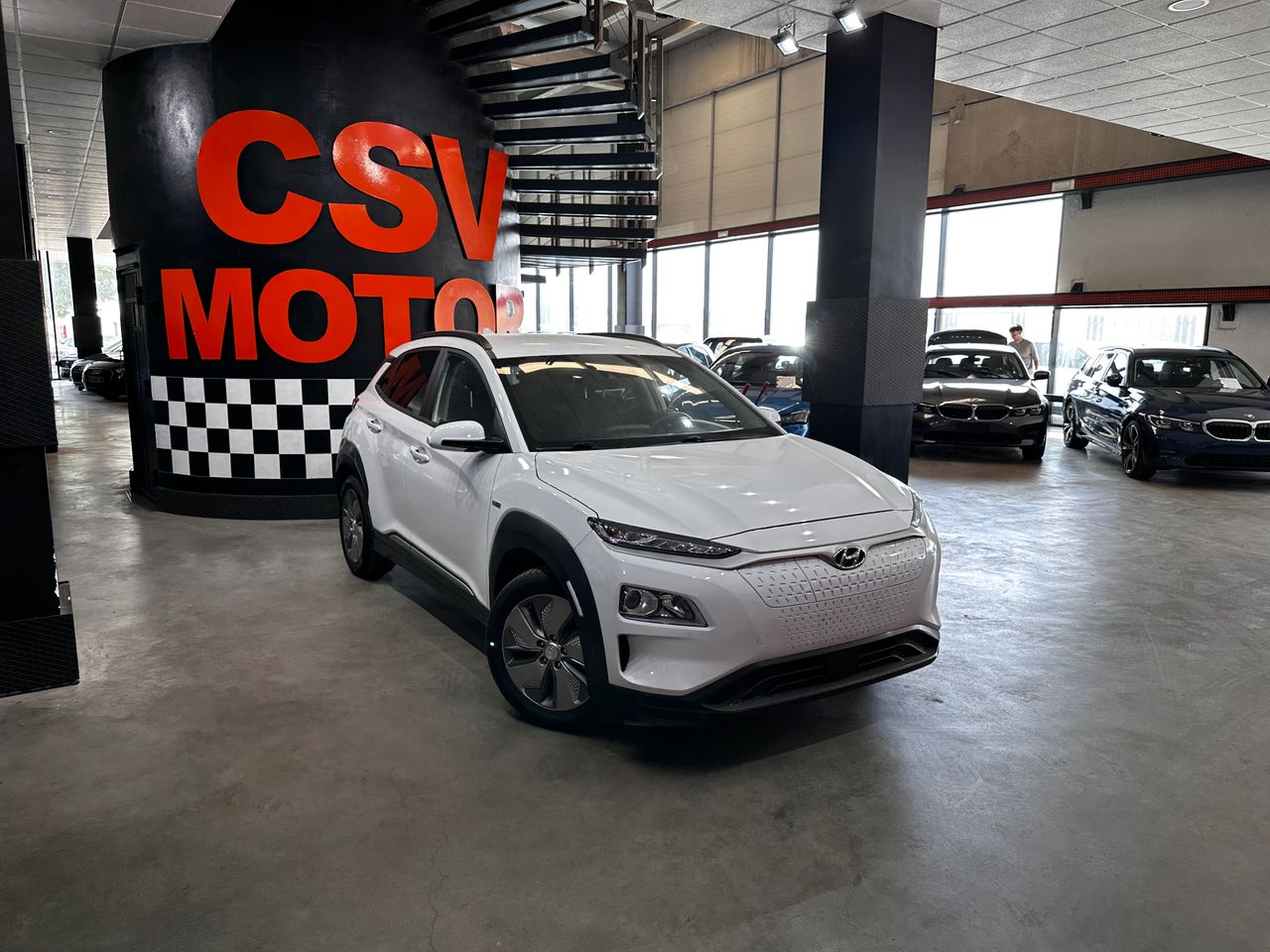 Hyundai Kona Eléctrico 100 kW (136 CV) Tecno 39 kWh - Foto 5