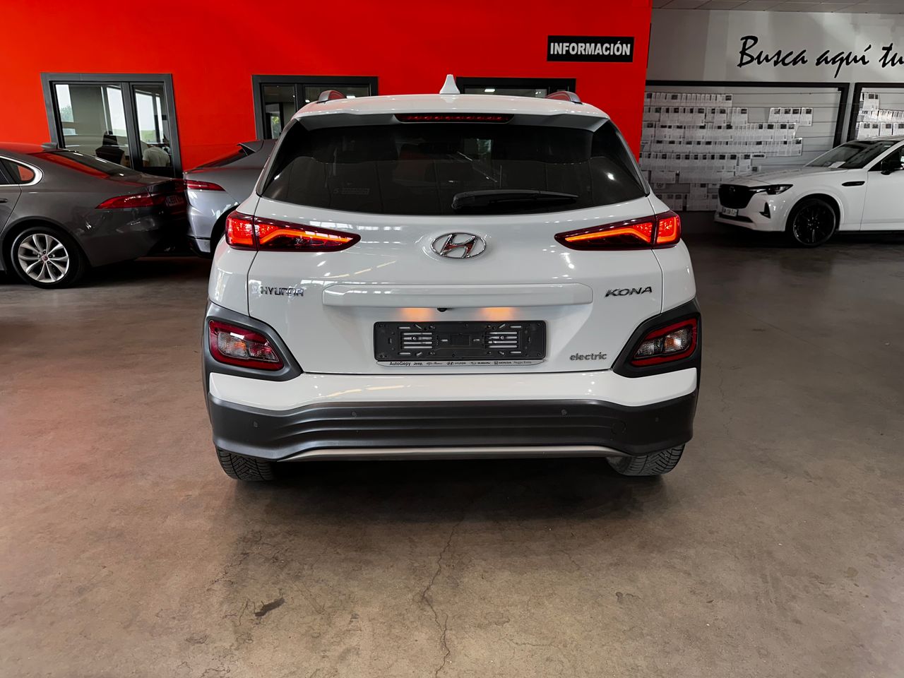 Hyundai Kona Eléctrico 100 kW (136 CV) Tecno 39 kWh - Foto 8