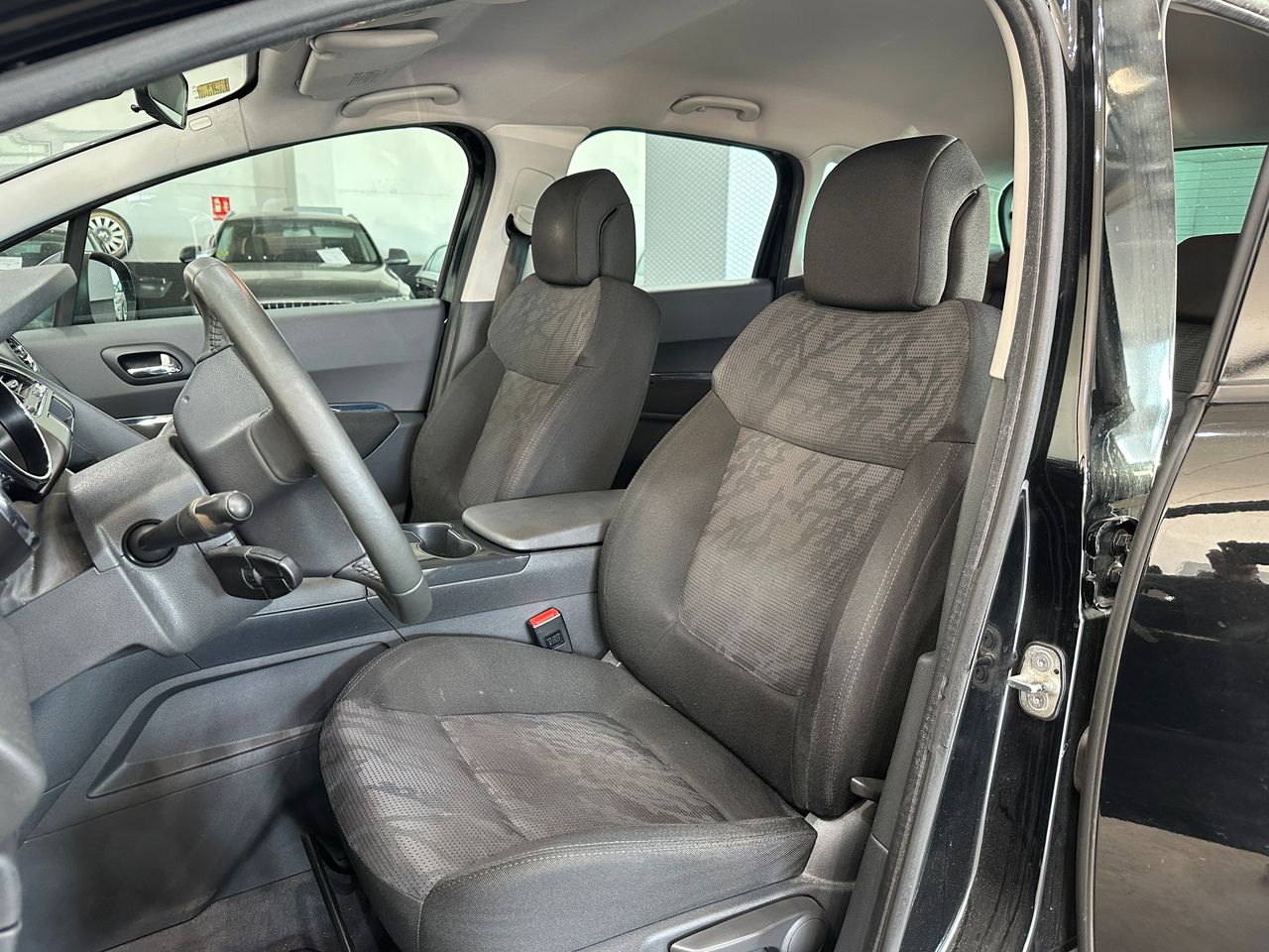 Peugeot 3008 1,6 HDI 110CV 5P - Foto 10