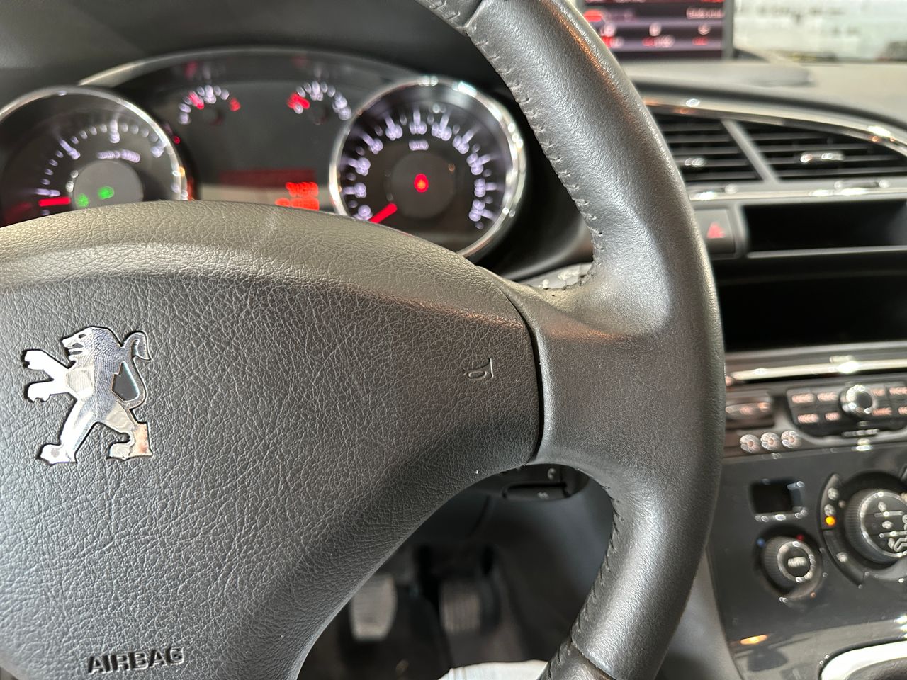 Peugeot 3008 1,6 HDI 110CV 5P - Foto 15