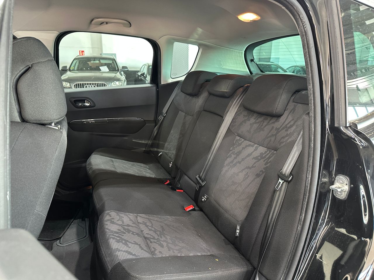 Peugeot 3008 1,6 HDI 110CV 5P - Foto 11