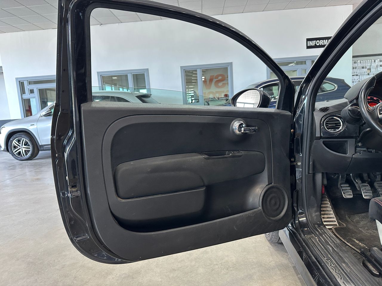 Abarth 500 1.4 16v T-Jet 135 CV - Foto 18