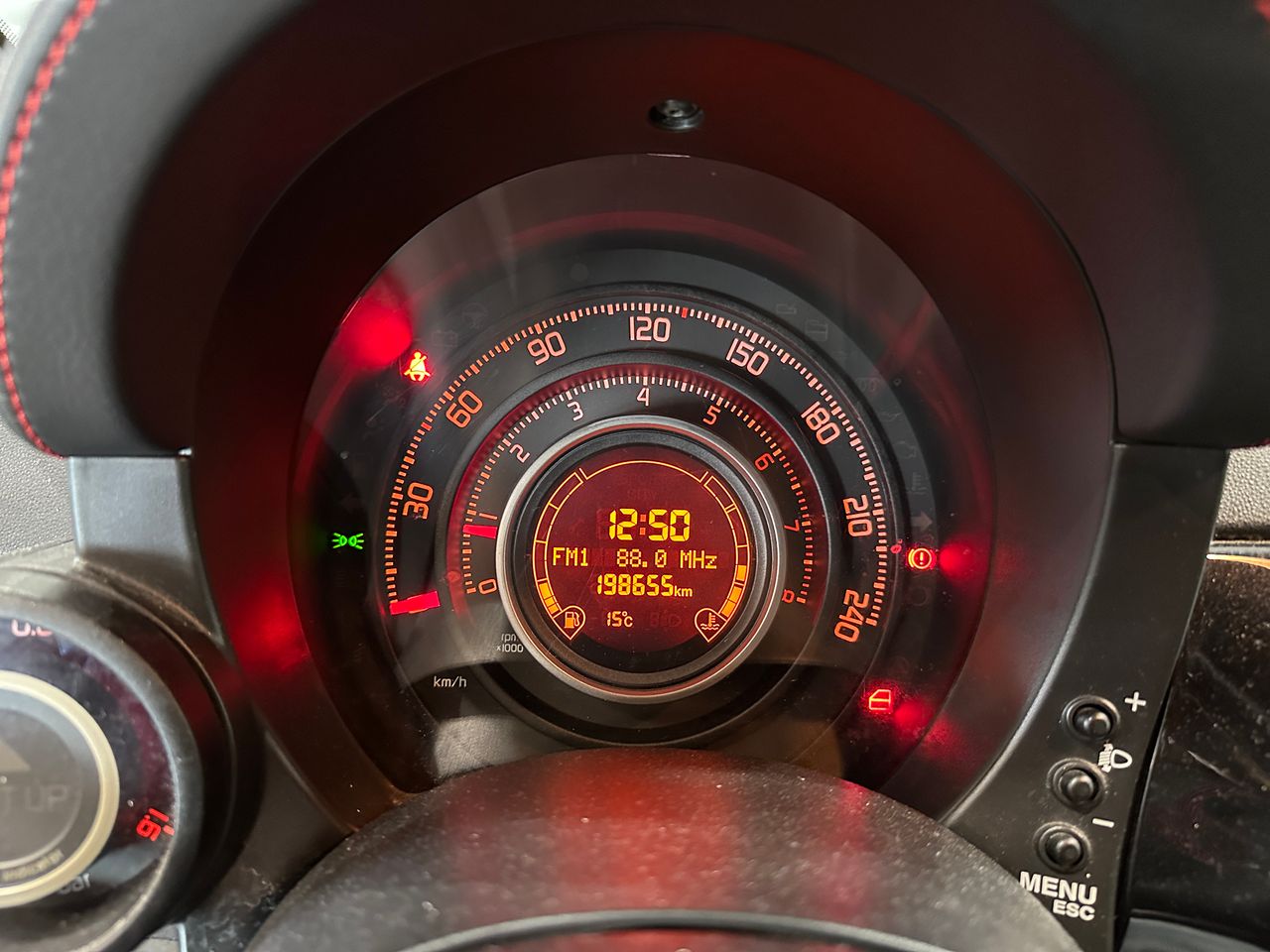 Abarth 500 1.4 16v T-Jet 135 CV - Foto 13