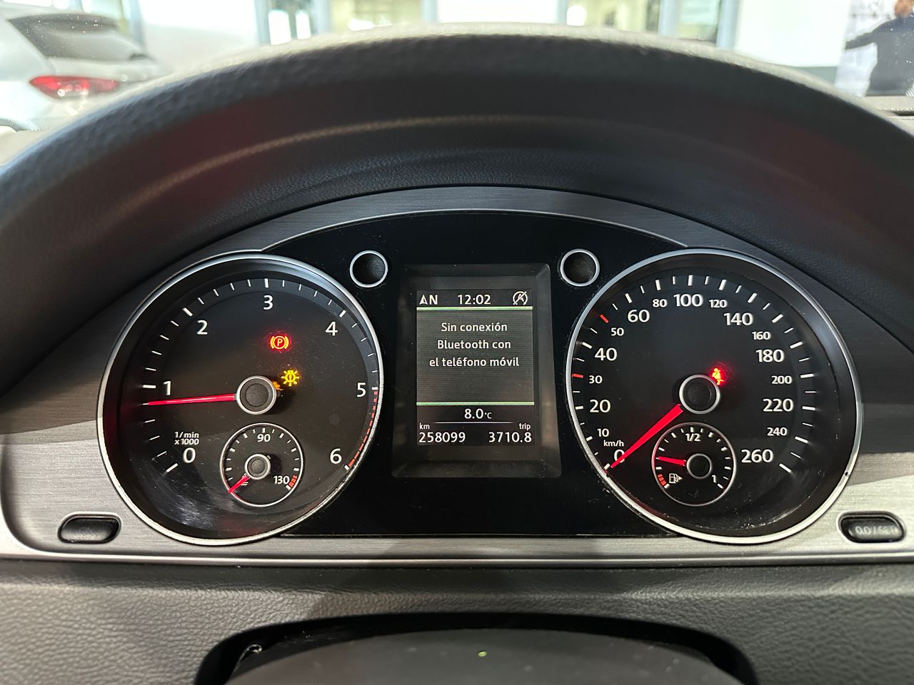 Volkswagen Passat Variant Advance 2.0 TDI 140 CV BlueMotion Technology ES EL MODELO VARIANT 2.0 Tdi Business - Foto 14