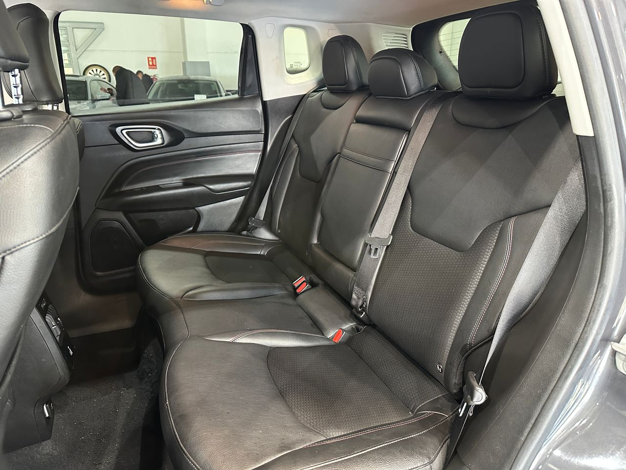 Jeep Compass 1.3PHEV 240CV 4XE TRAILHAWK - Foto 11
