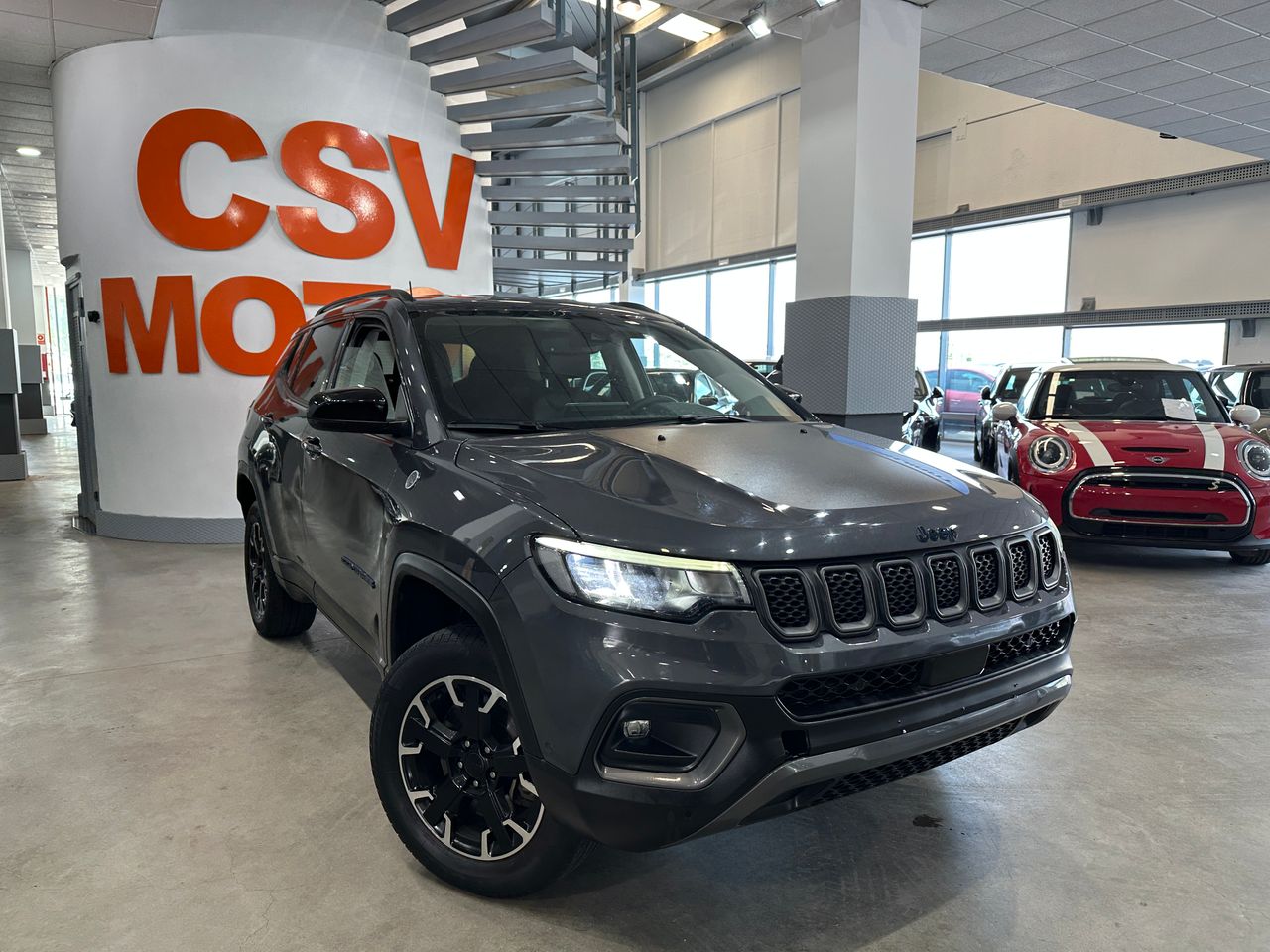 Jeep Compass 1.3PHEV 240CV 4XE TRAILHAWK - Foto 5