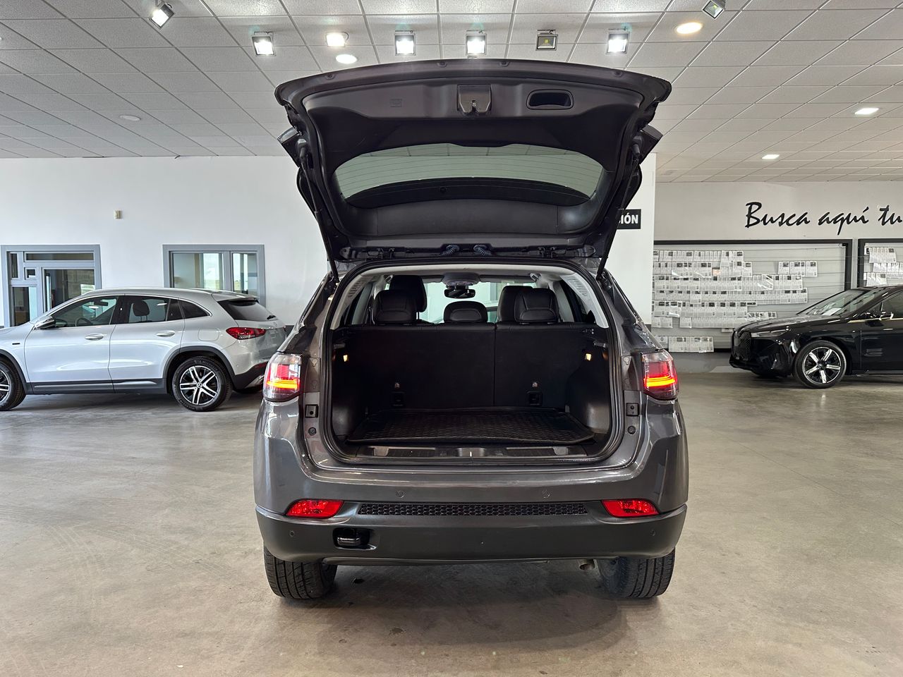 Jeep Compass 1.3PHEV 240CV 4XE TRAILHAWK - Foto 9