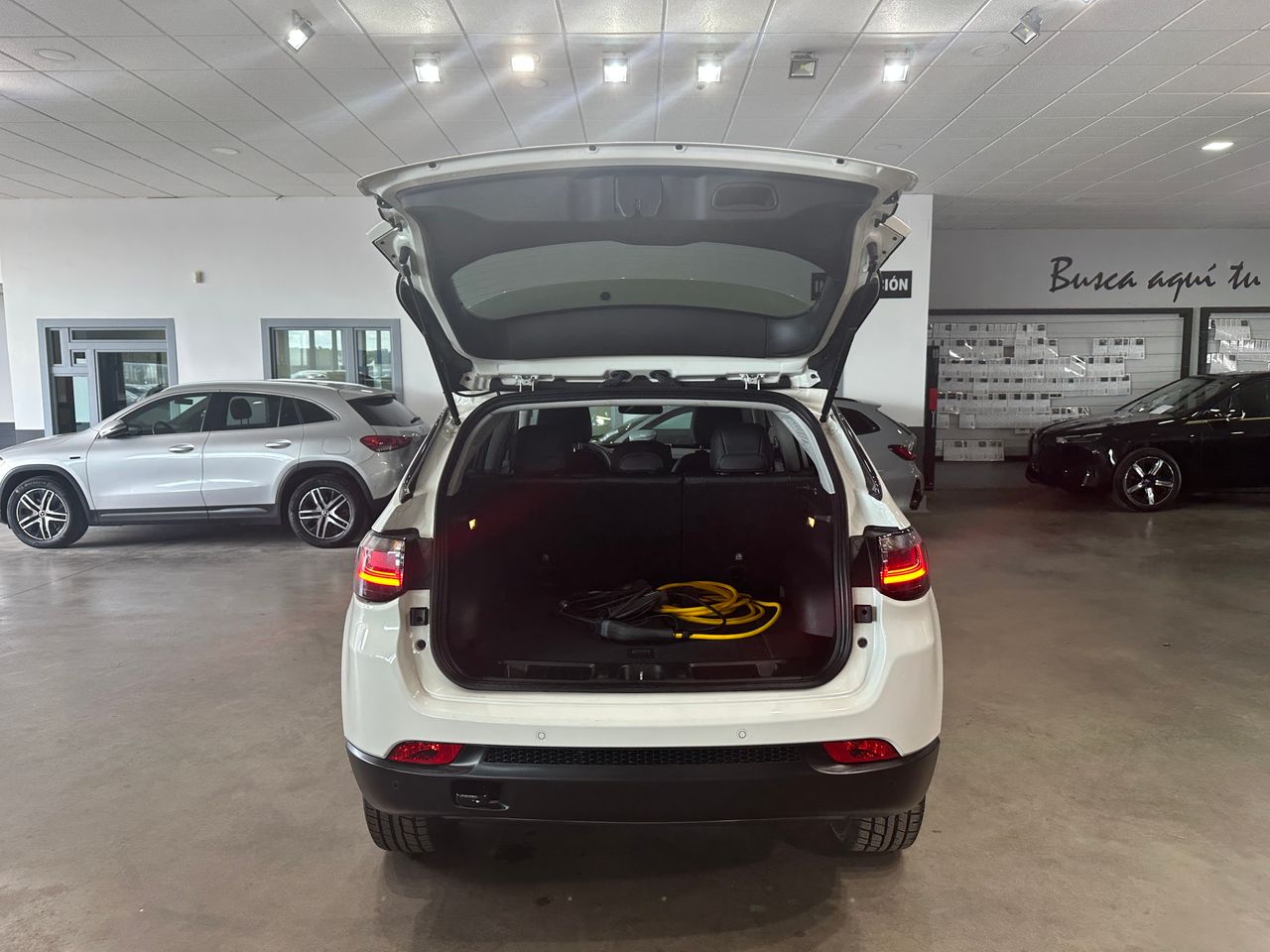 Jeep Compass 1.3PHEV 240CV 4XE TRAILHAWK - Foto 9
