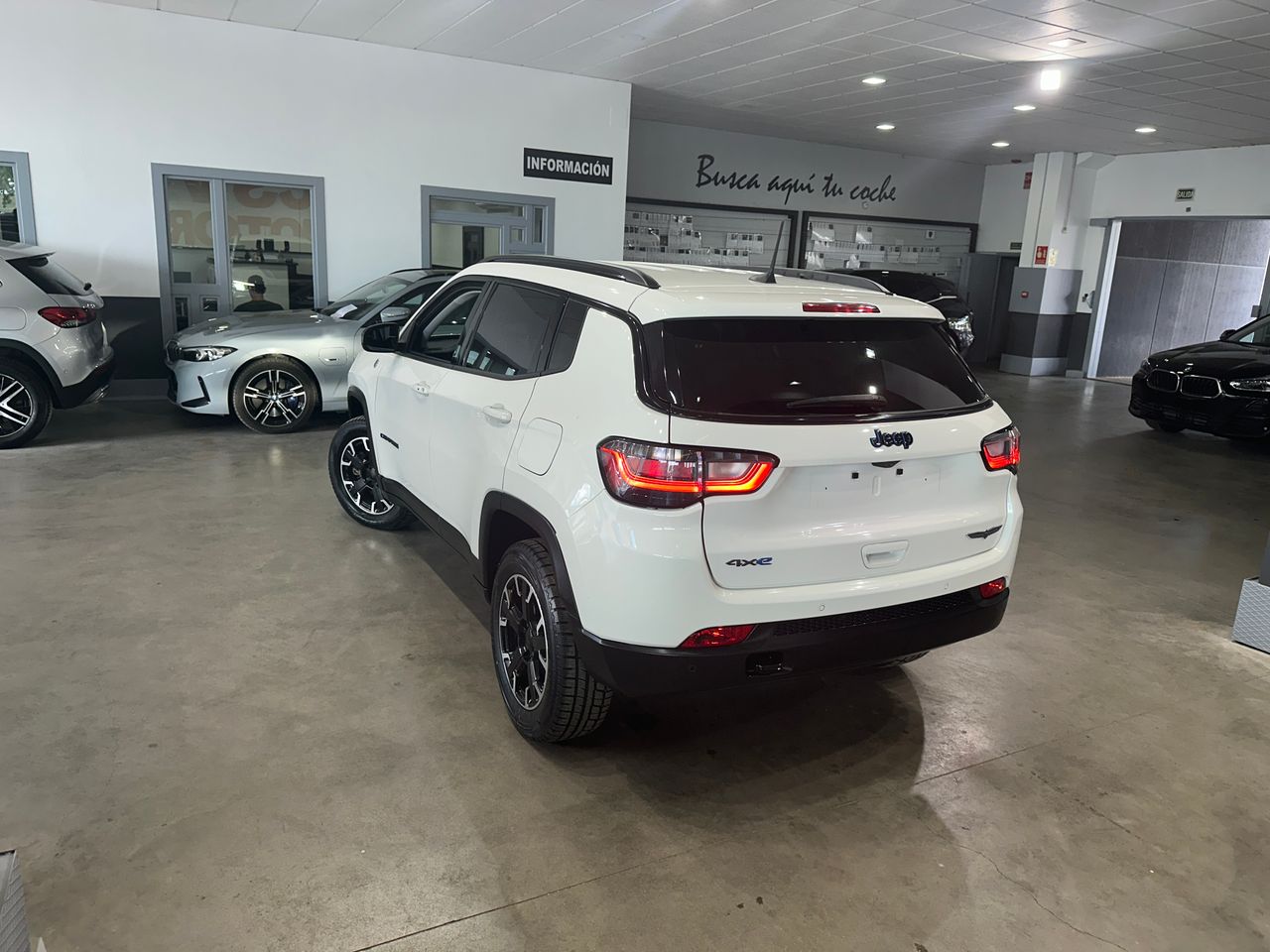 Jeep Compass 1.3PHEV 240CV 4XE TRAILHAWK - Foto 6