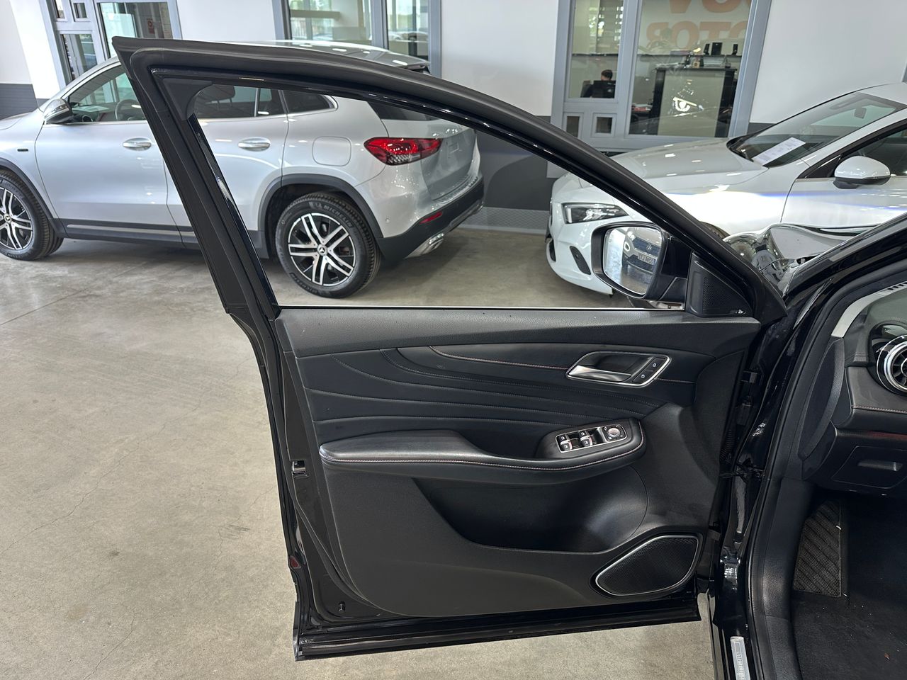 MG eHS 1.5T GDI 258CV PHEV LUXURY SUV - Foto 22