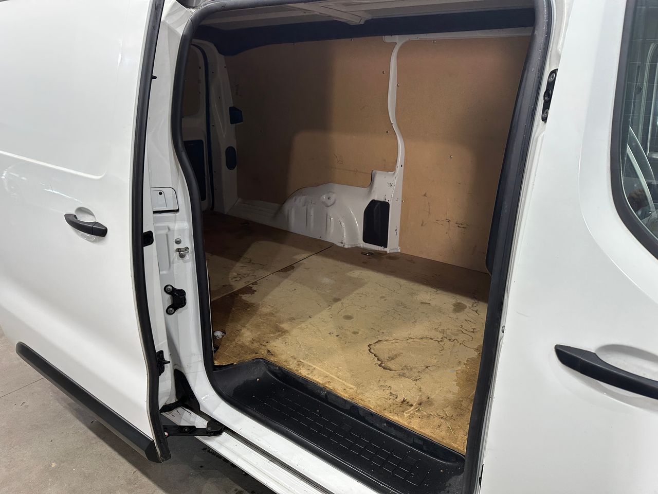 Toyota Proace 2.0D 140CV DYNAMIC - Foto 10