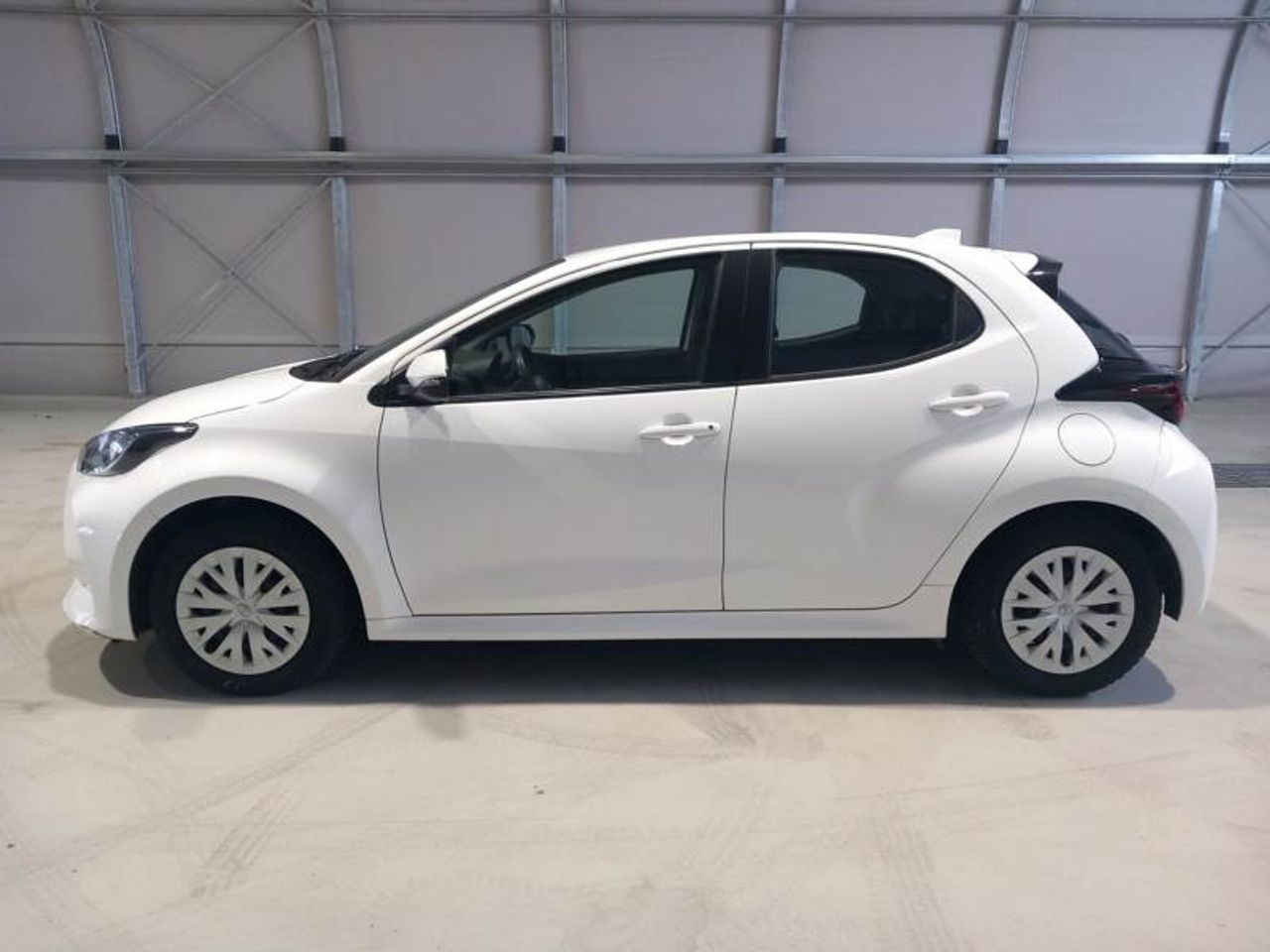 Toyota Yaris 120H 116CV ACTIVE - Foto 5