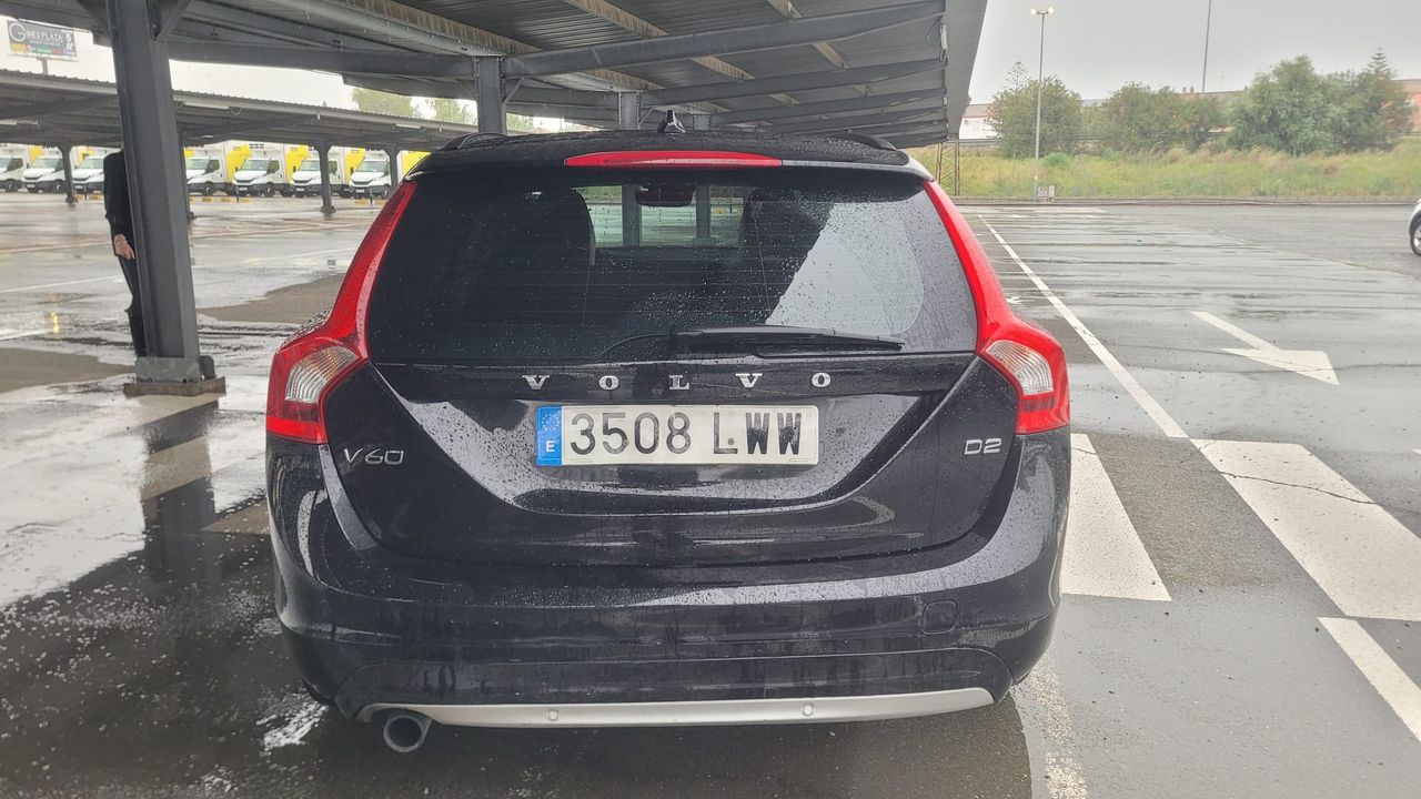 Volvo V60 D2 Momentum Aut. - Foto 5