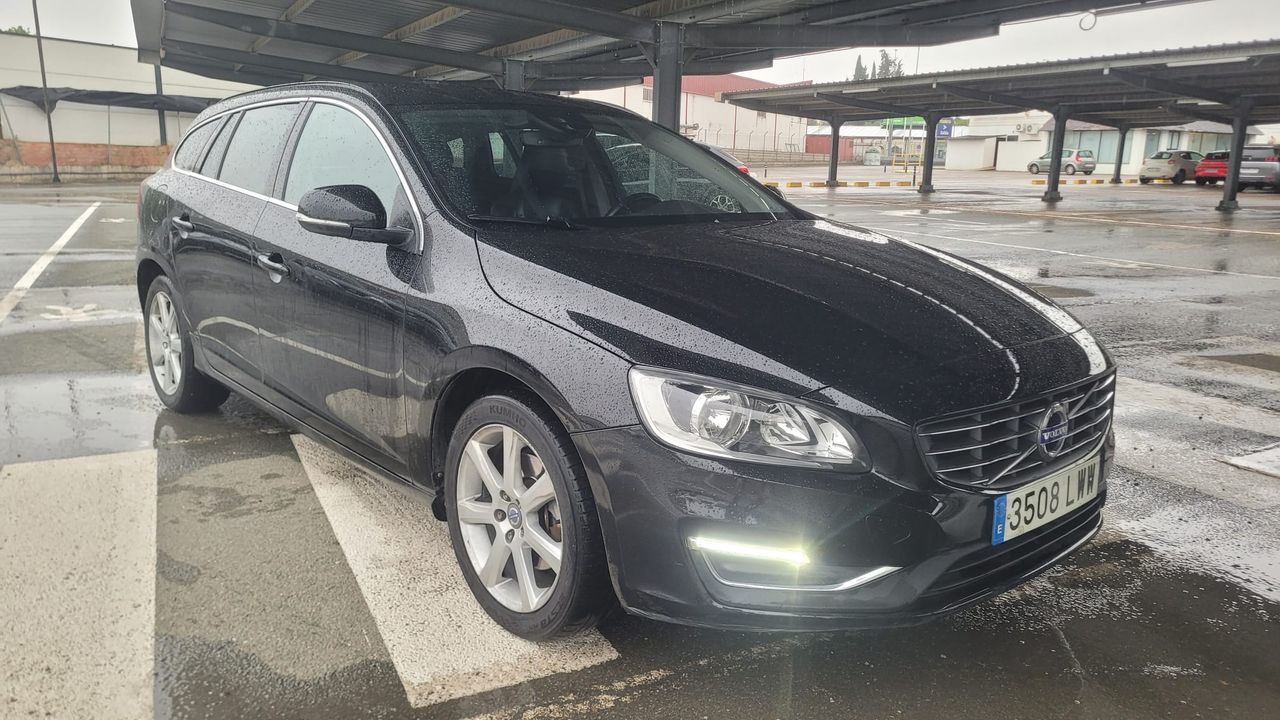 Volvo V60 D2 Momentum Aut. - Foto 7