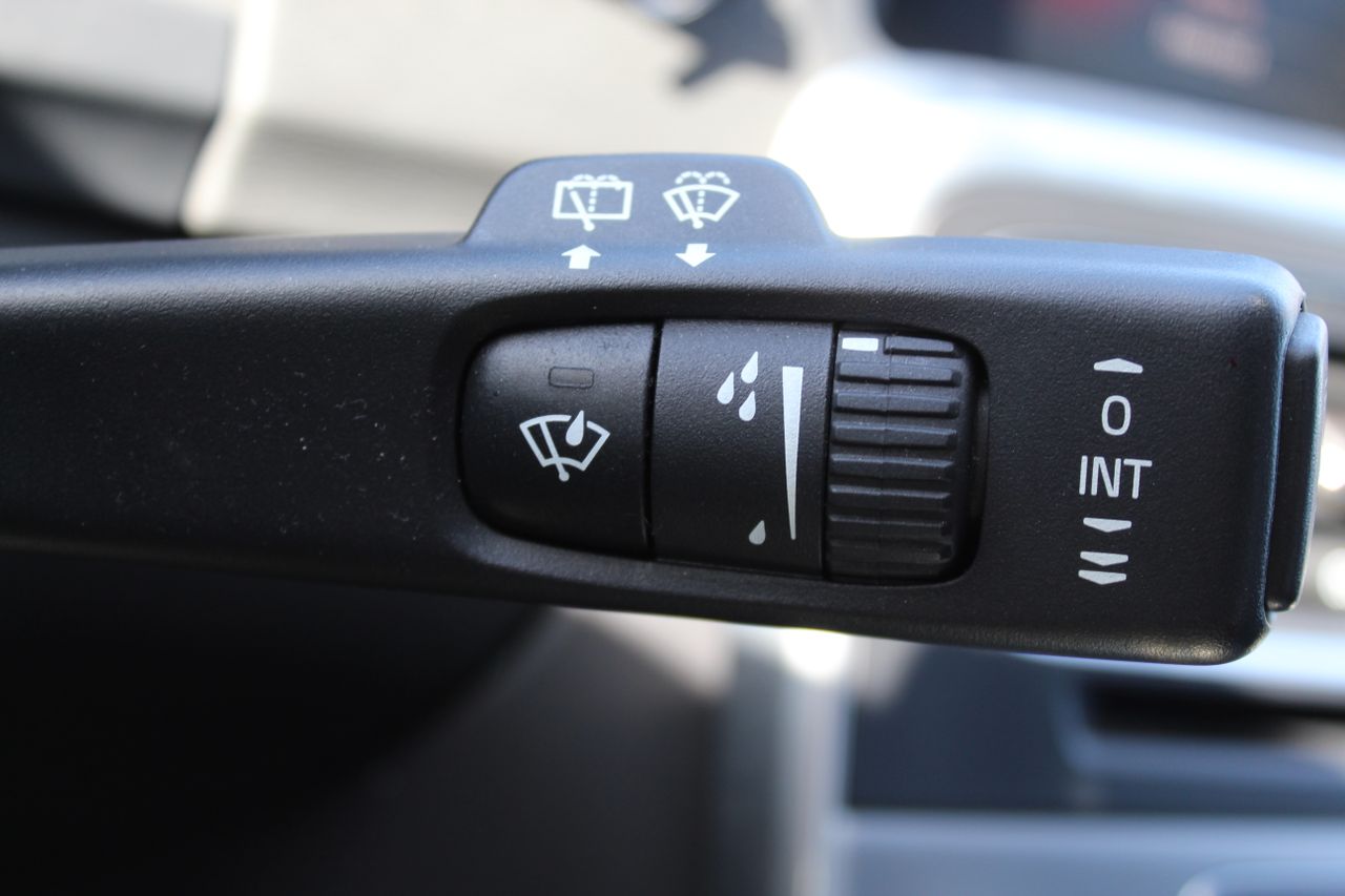 Volvo V60 D2 Momentum Aut. - Foto 22