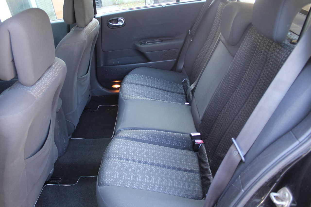 Renault Megane II Familiar 1.6 i 111 cv - Foto 10