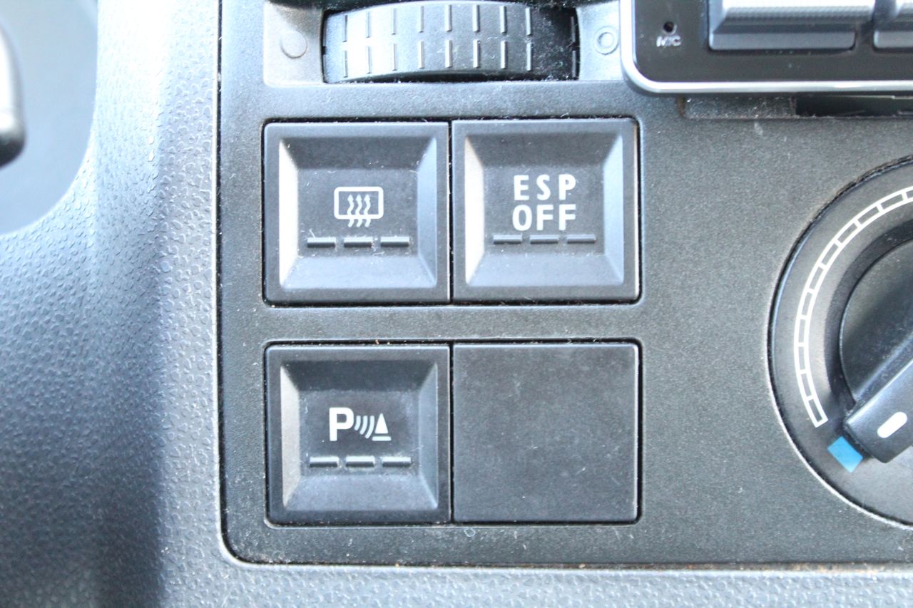 Volkswagen Multivan 2.5 TDI 130CV - Foto 18