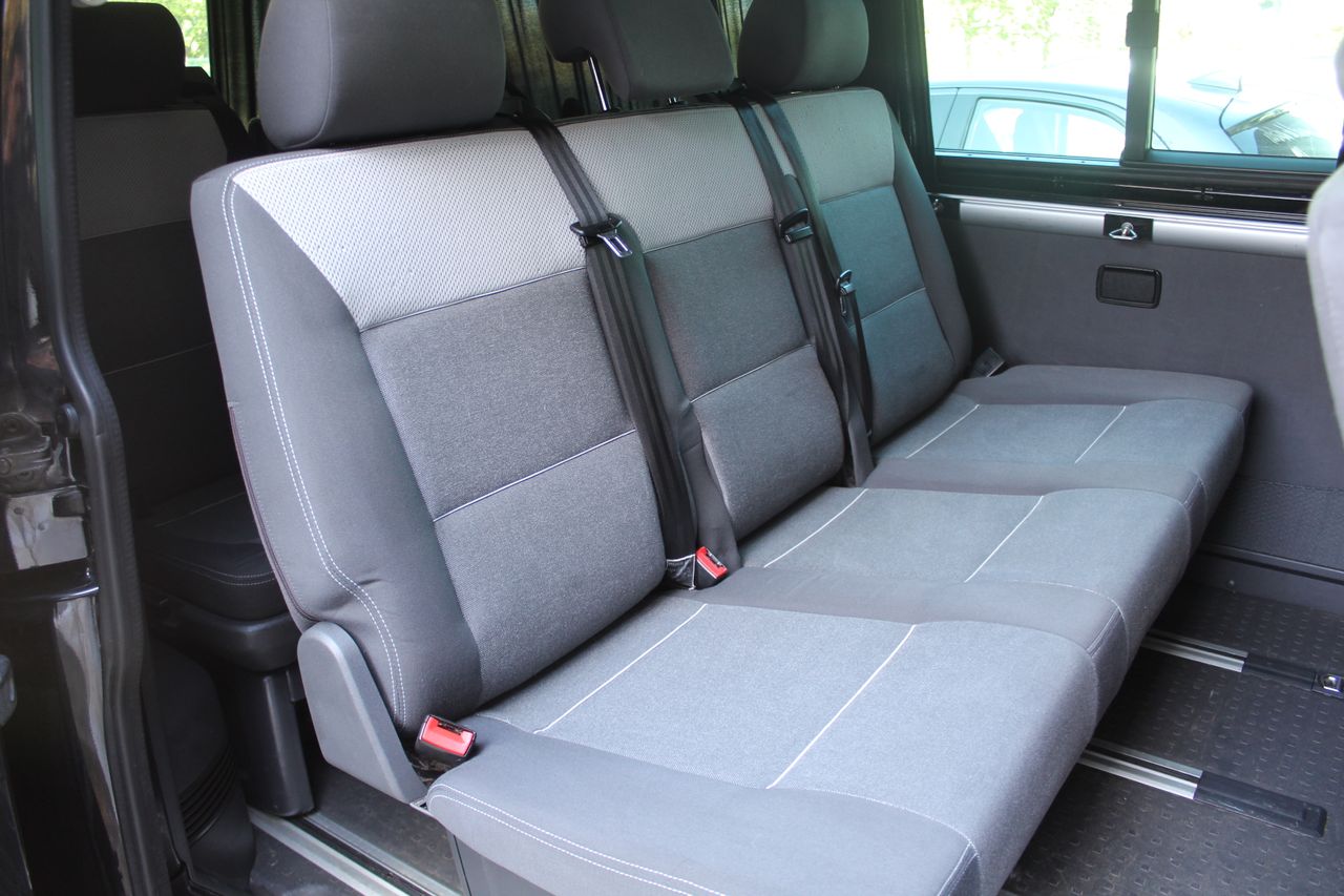 Volkswagen Multivan 2.5 TDI 130CV - Foto 10