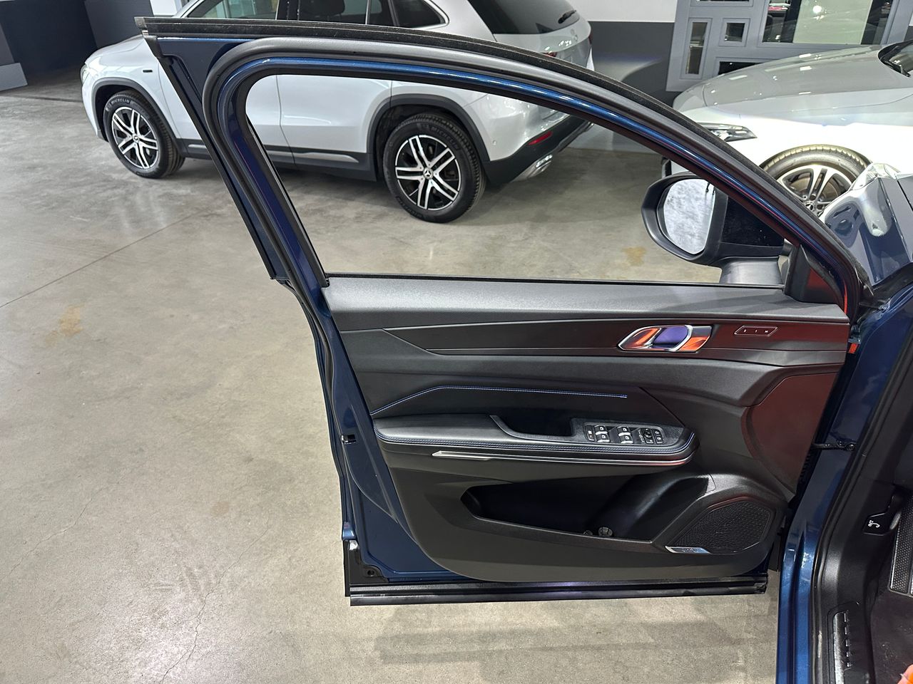 Lynk & Co 01 1.5PHEV 260CV 3.3KW - Foto 22