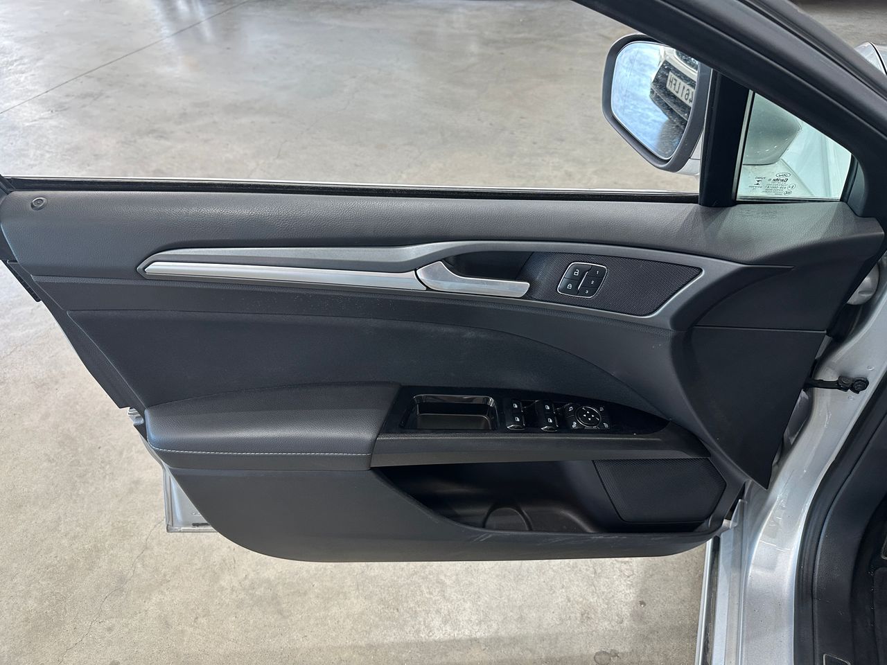 Ford Mondeo Sportbreak Titanium 2.0 TDCi 110 kW (150 CV) - Foto 21