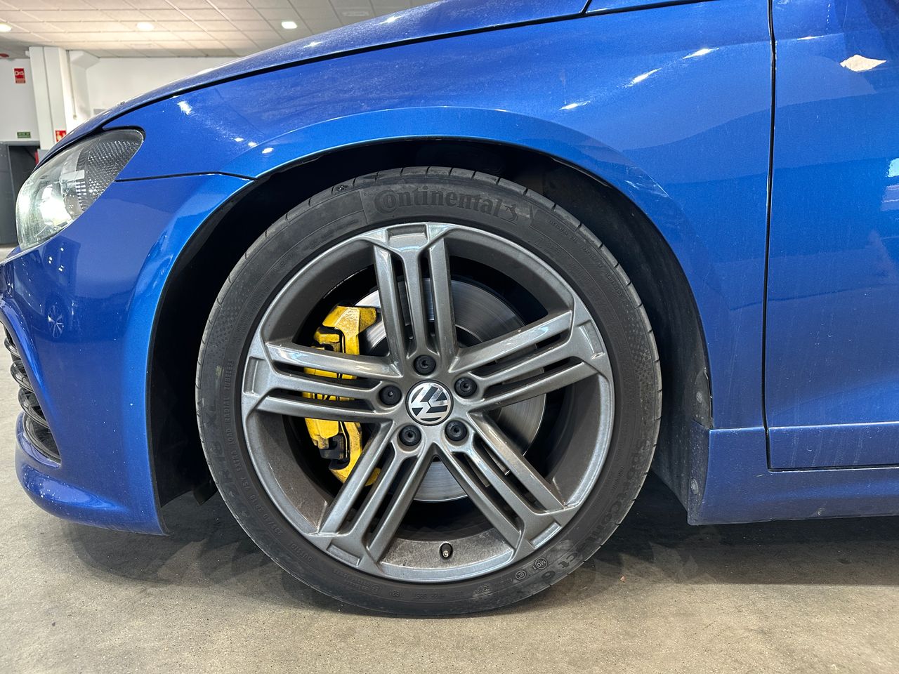 Volkswagen Scirocco 2.0 TFSI   R    265 CV - Foto 25