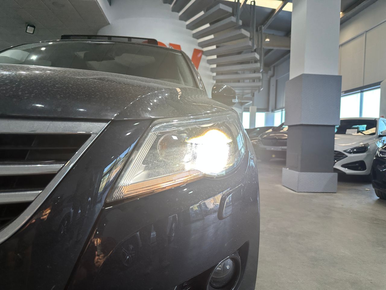 Volkswagen Tiguan +Motion 2.0 TDI 140 CV 4Motion DSG - Foto 24