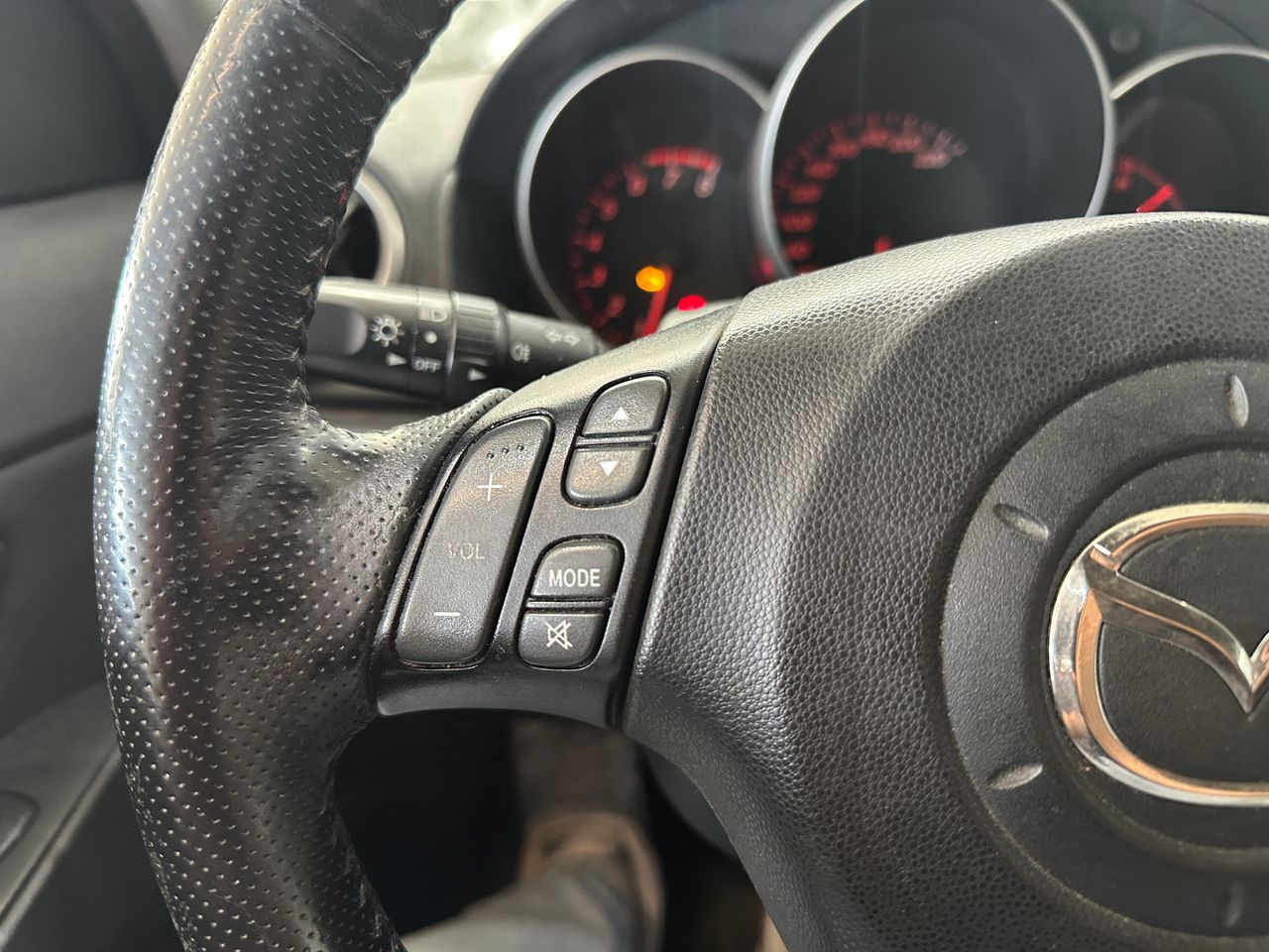 Mazda 3 Active 1.6 VVT 105cv 5p - Foto 15