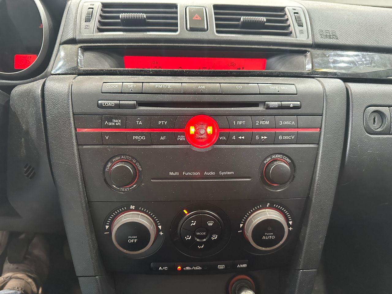 Mazda 3 Active 1.6 VVT 105cv 5p - Foto 22