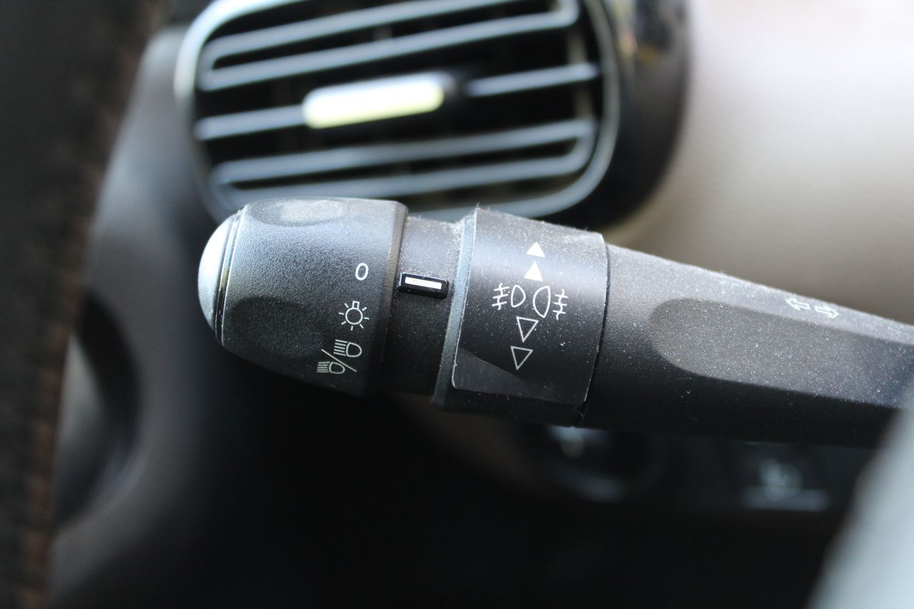 Citroën C4 Cactus PureTech 110 S&S Feel - Foto 11