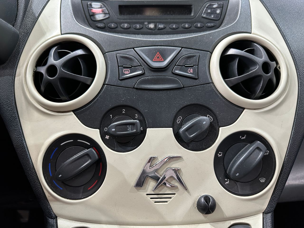 Ford Ka Digital 1.30 TDCi - Foto 18