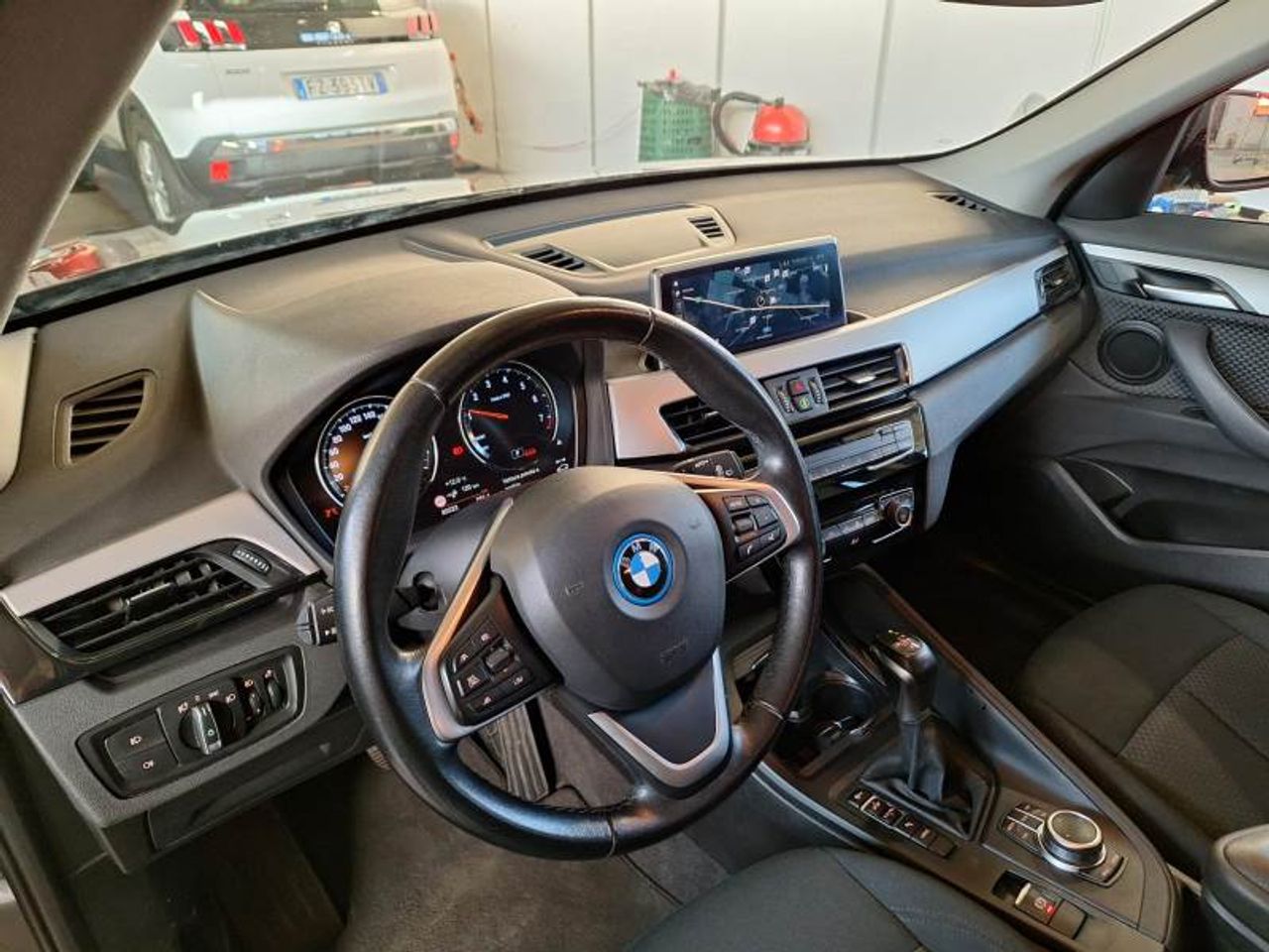BMW X1 1.5XDRIVE 25E PHEV 220CV BUSINESS ADVANTAGE - Foto 5