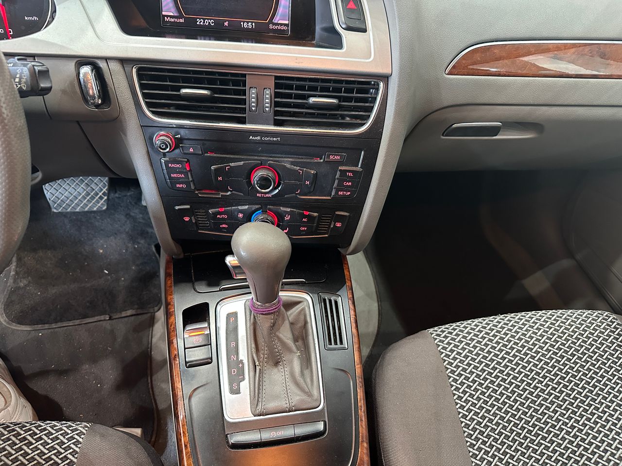 Audi A4 Avant 2.0 TDI 143 CV multitronic DPF - Foto 18