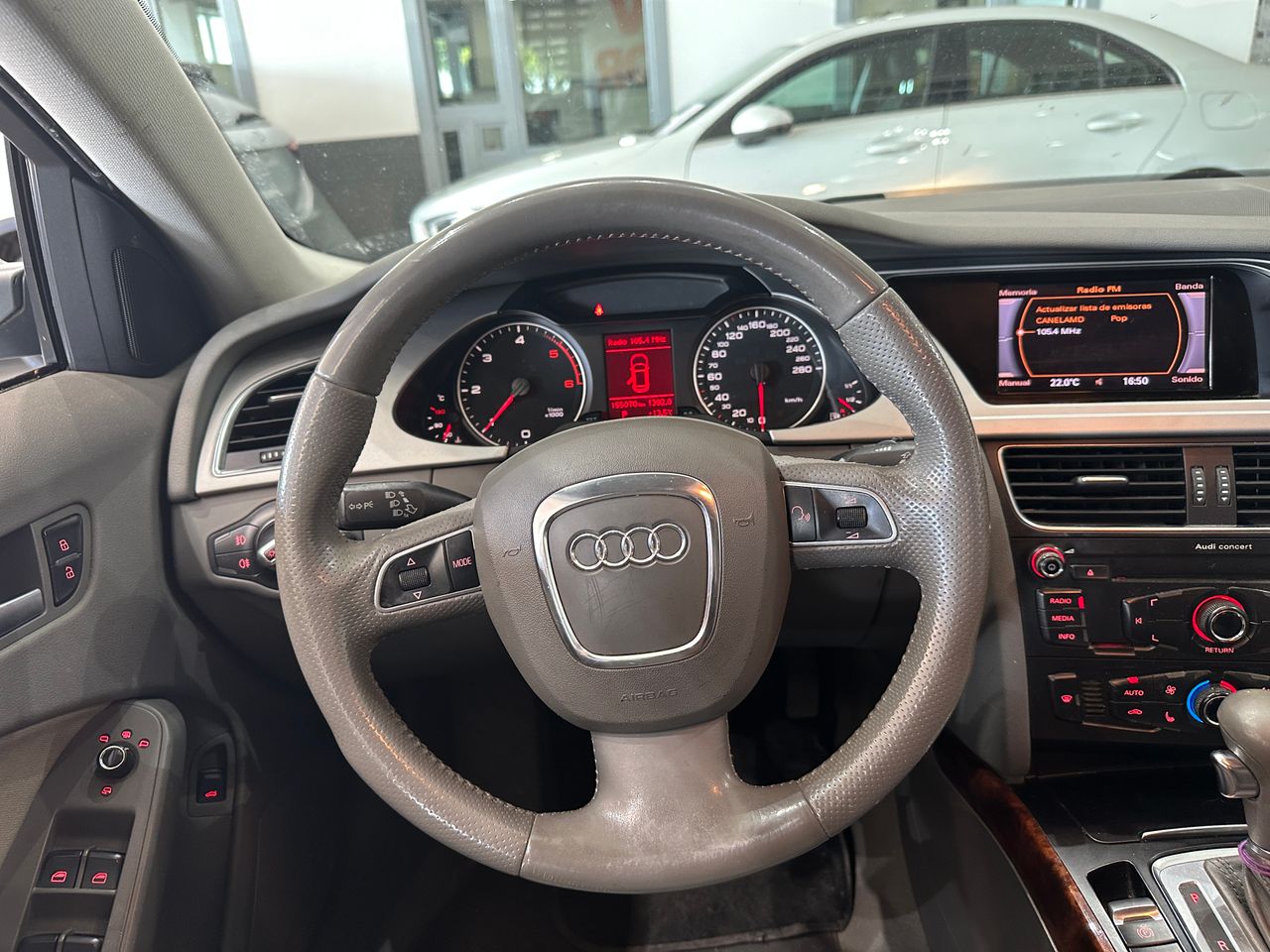 Audi A4 Avant 2.0 TDI 143 CV multitronic DPF - Foto 14