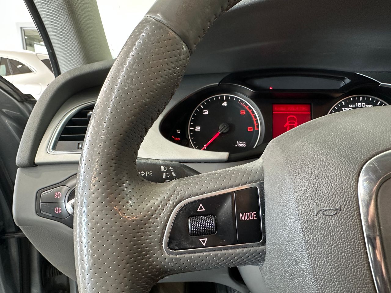Audi A4 Avant 2.0 TDI 143 CV multitronic DPF - Foto 16