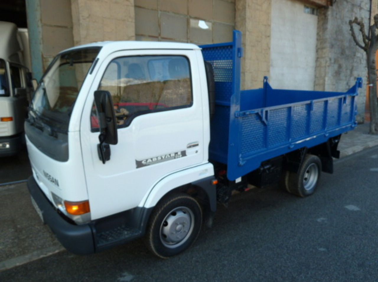 nissan cabstar 2004 / foto grande (2)