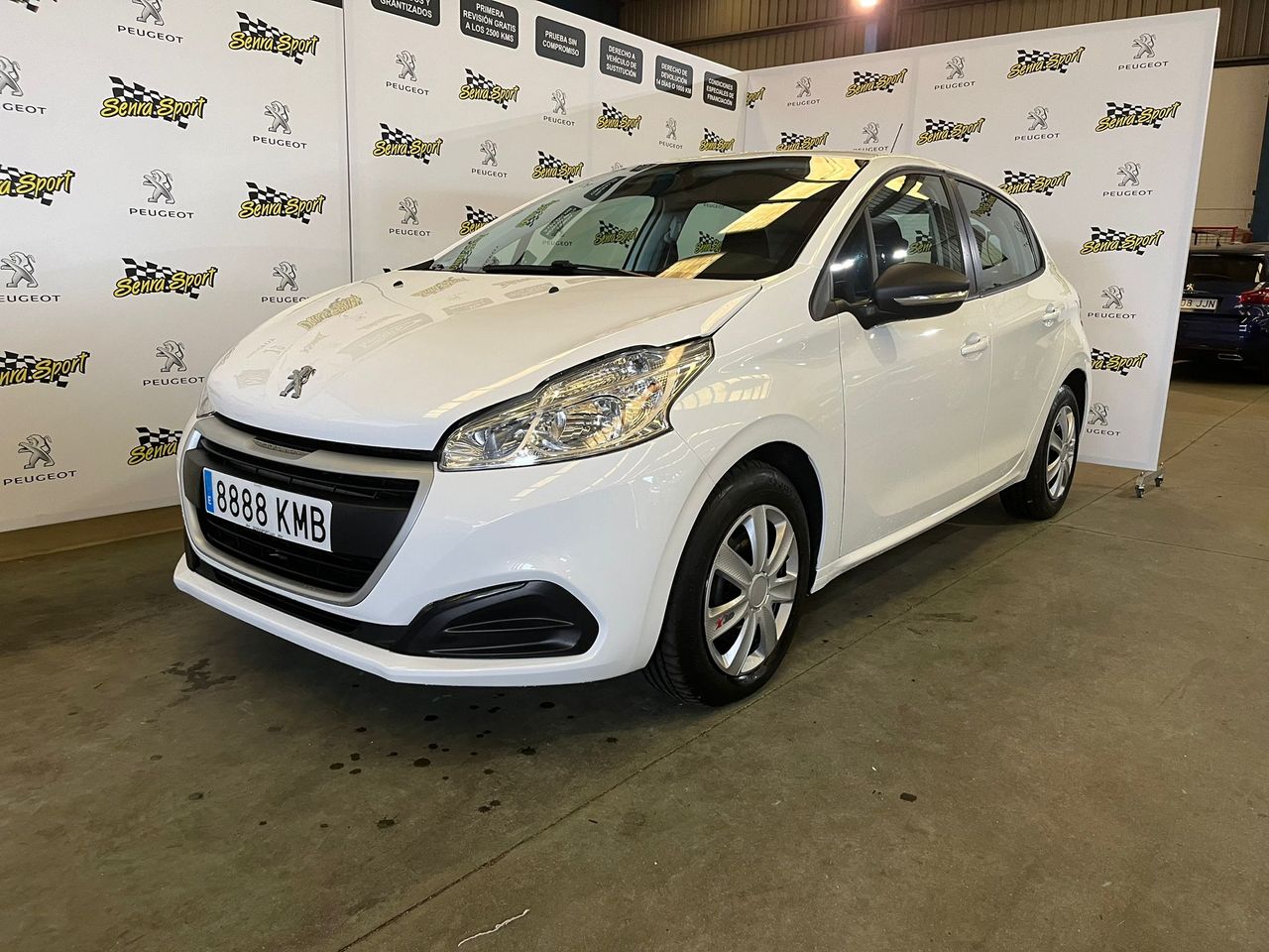 peugeot 208 2018 /