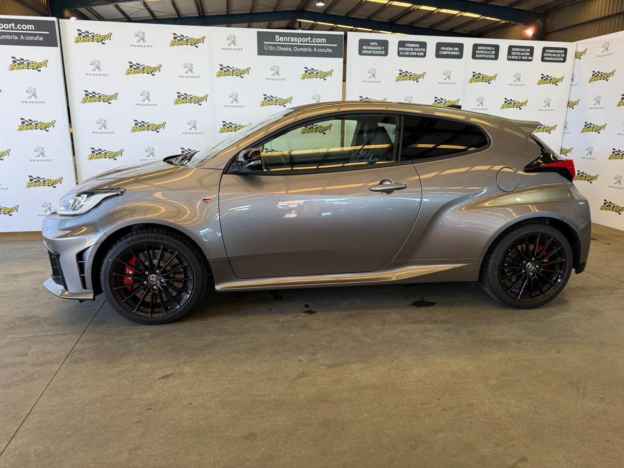 toyota gr yaris 2024 / foto grande (2)