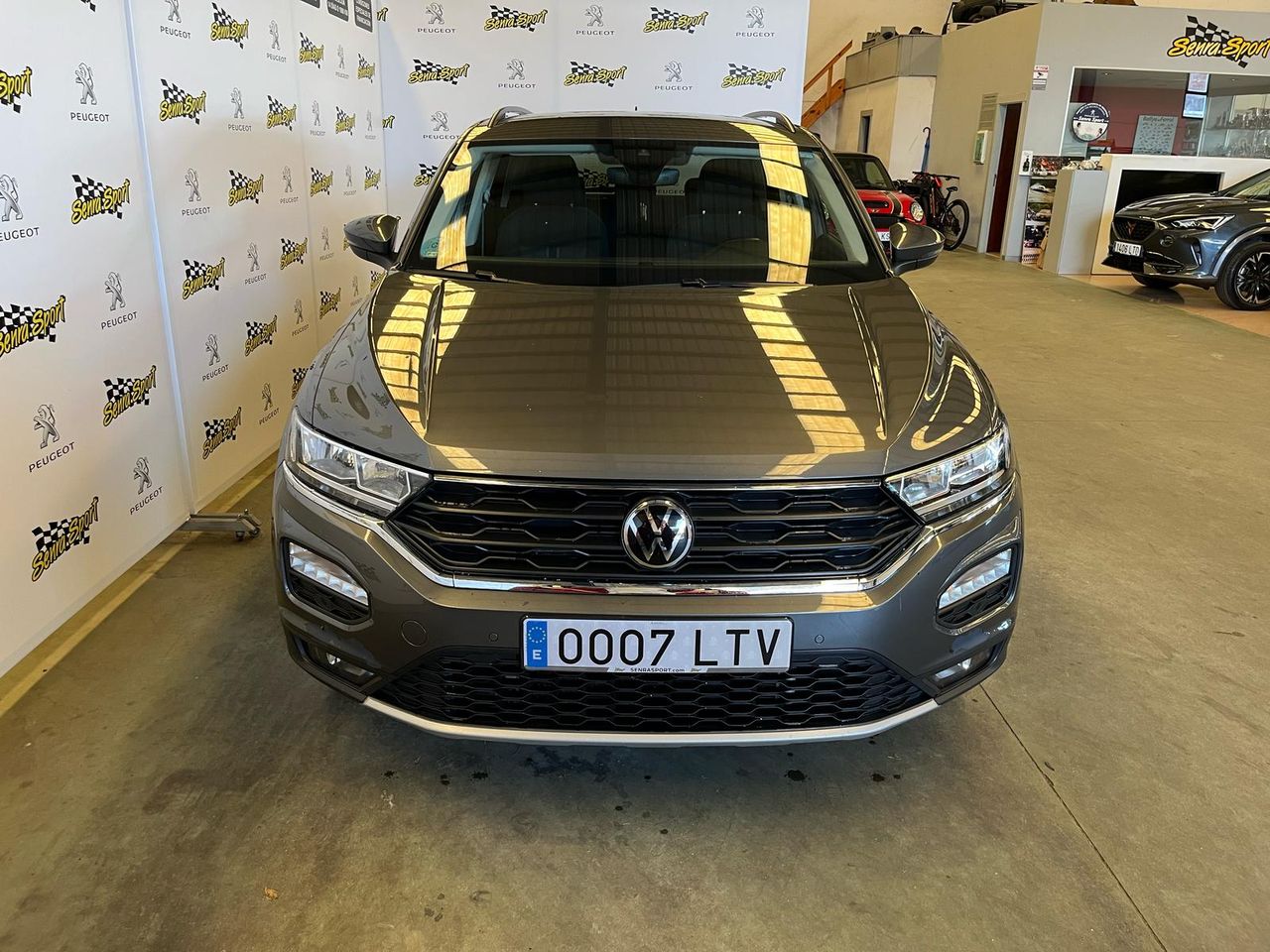 volkswagen t-roc 2021 / foto grande (3)