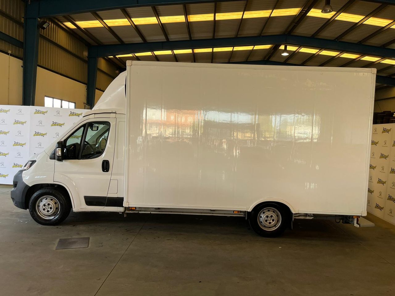 peugeot boxer 2020 / foto grande (2)