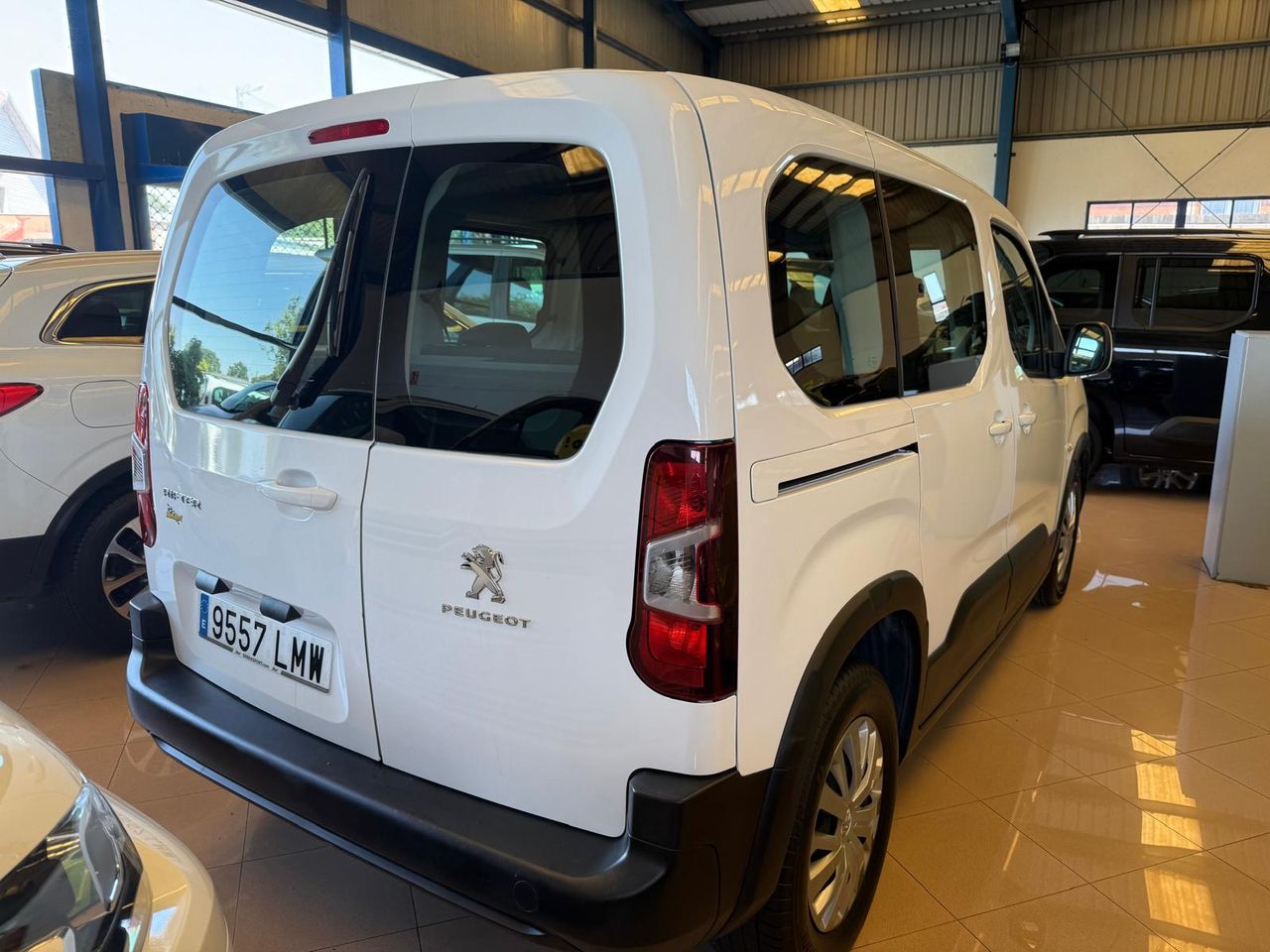 Peugeot Rifter Active Pack Standard BlueHDi 73kW 100CV S&S 6Vel. MAN Standard - Foto 6