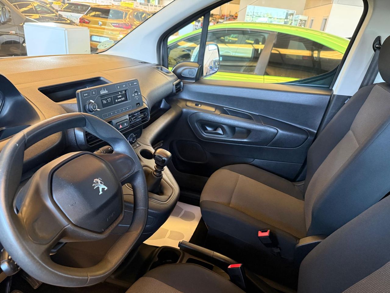 Peugeot Rifter Active Pack Standard BlueHDi 73kW 100CV S&S 6Vel. MAN Standard - Foto 12