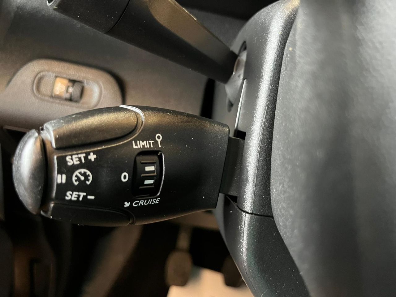 Peugeot Partner PRO STANDAR  - Foto 18