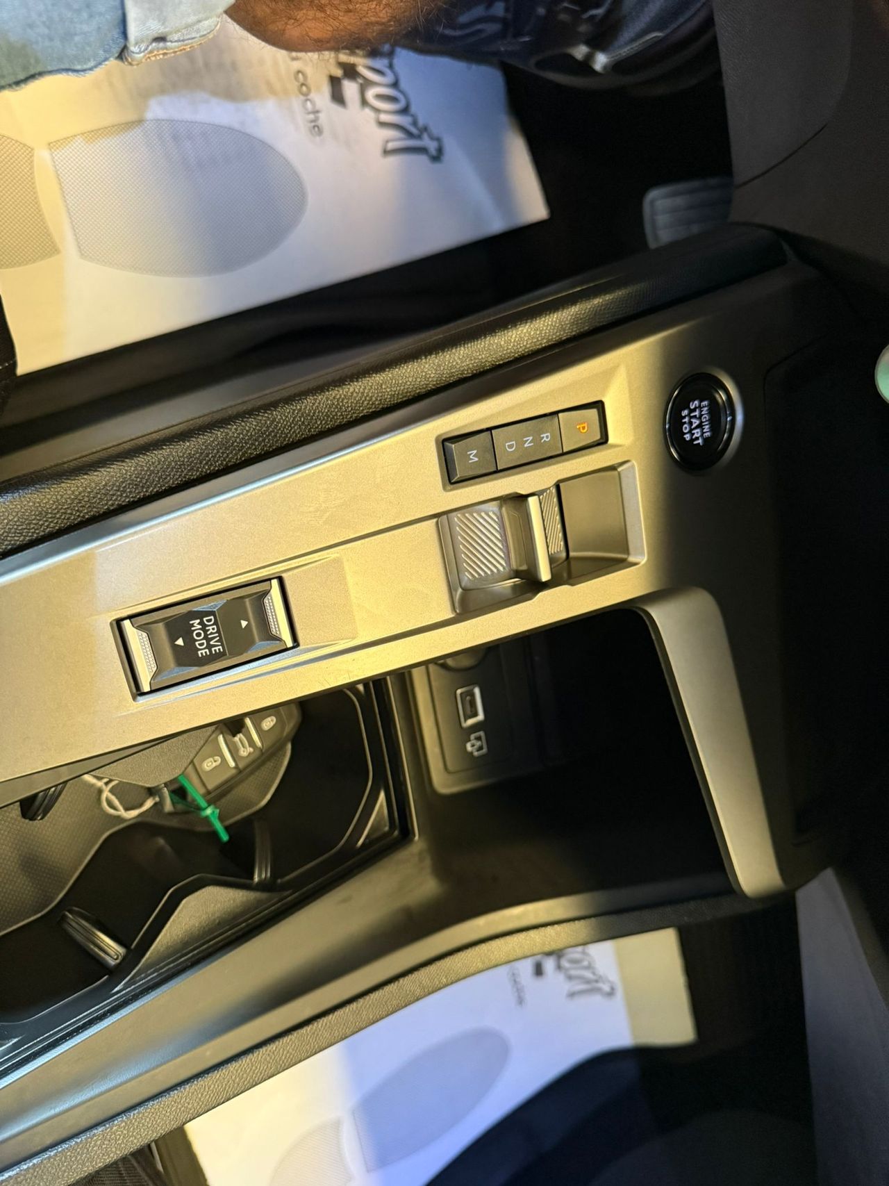 peugeot 308 2024 / foto grande (3)