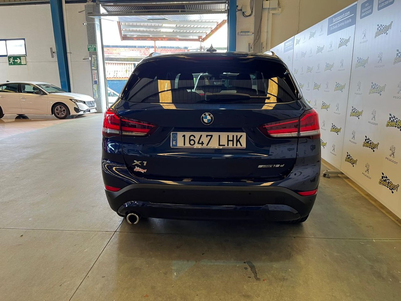 BMW X1 sDrive16d Business SE PUEDE VER Y PROBAR EN SENRA SPORT (PEUGEOT) DUMBRIA - Foto 5