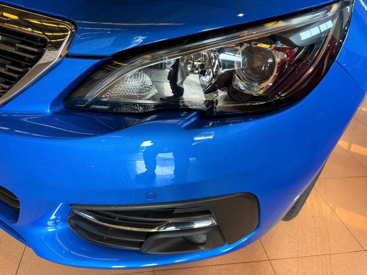 Peugeot 308 SW Allure Pack BlueHDI 130 S&S 12900 - Foto 31