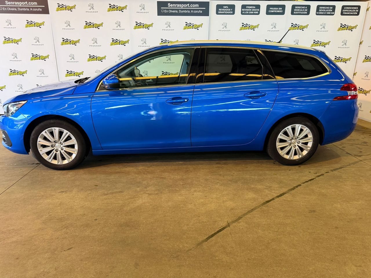 Peugeot 308 SW Allure Pack BlueHDI 130 S&S 12900 - Foto 3